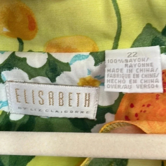 Plus Size Elisabeth by Liz Claiborne Short Sleeve Button Down Top Size 22 - Picture 8 of 9